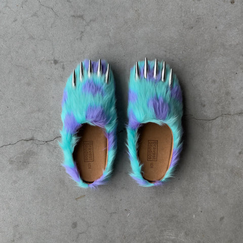 Bravest Studios Bear Claw Mule